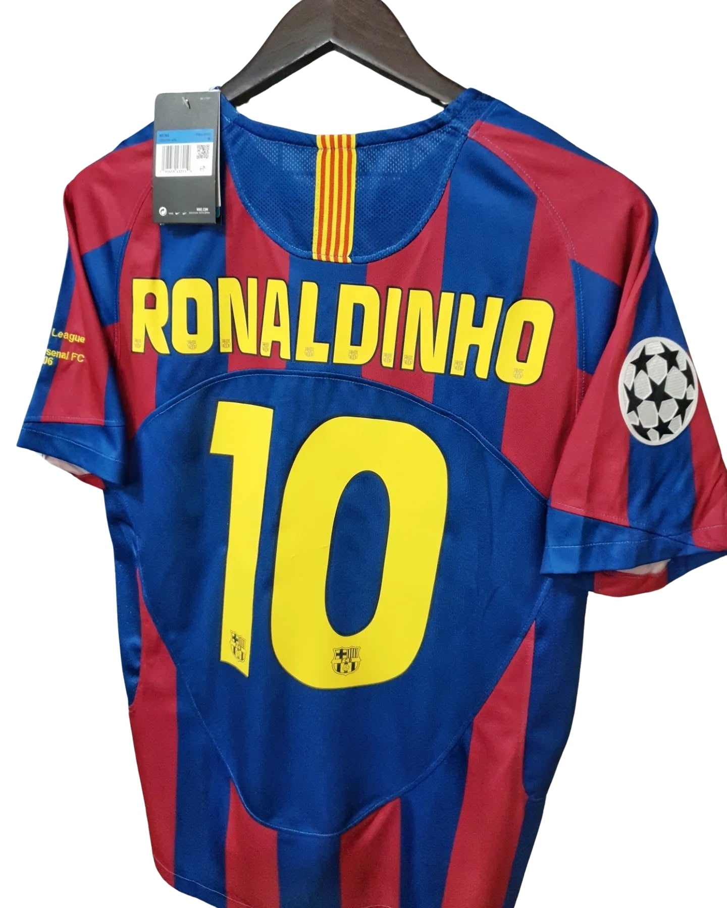 Authentic Ronaldinho #10 Barcelona 2005/06 UCL Final Jersey – Home Shirt of Champions