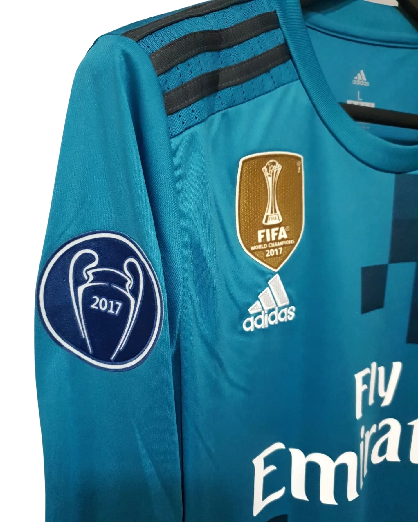 Authentic Retro Real Madrid Jersey 2017/18 – Ronaldo #7 – Used, Excellent Condition